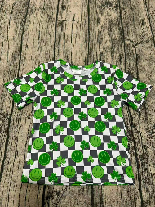Checkered shamrock Short Sleeve T shirt